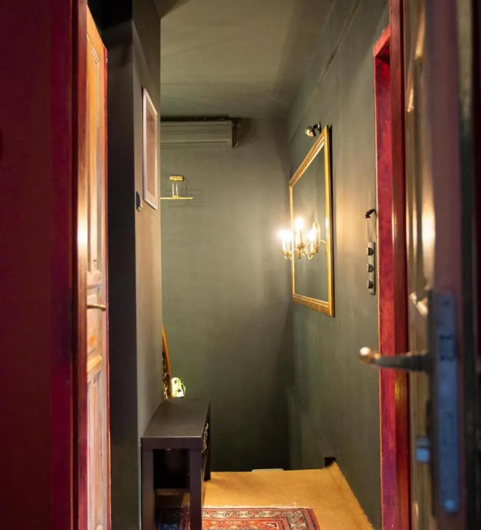 Home In The Heart Of The City Bukarest Villa